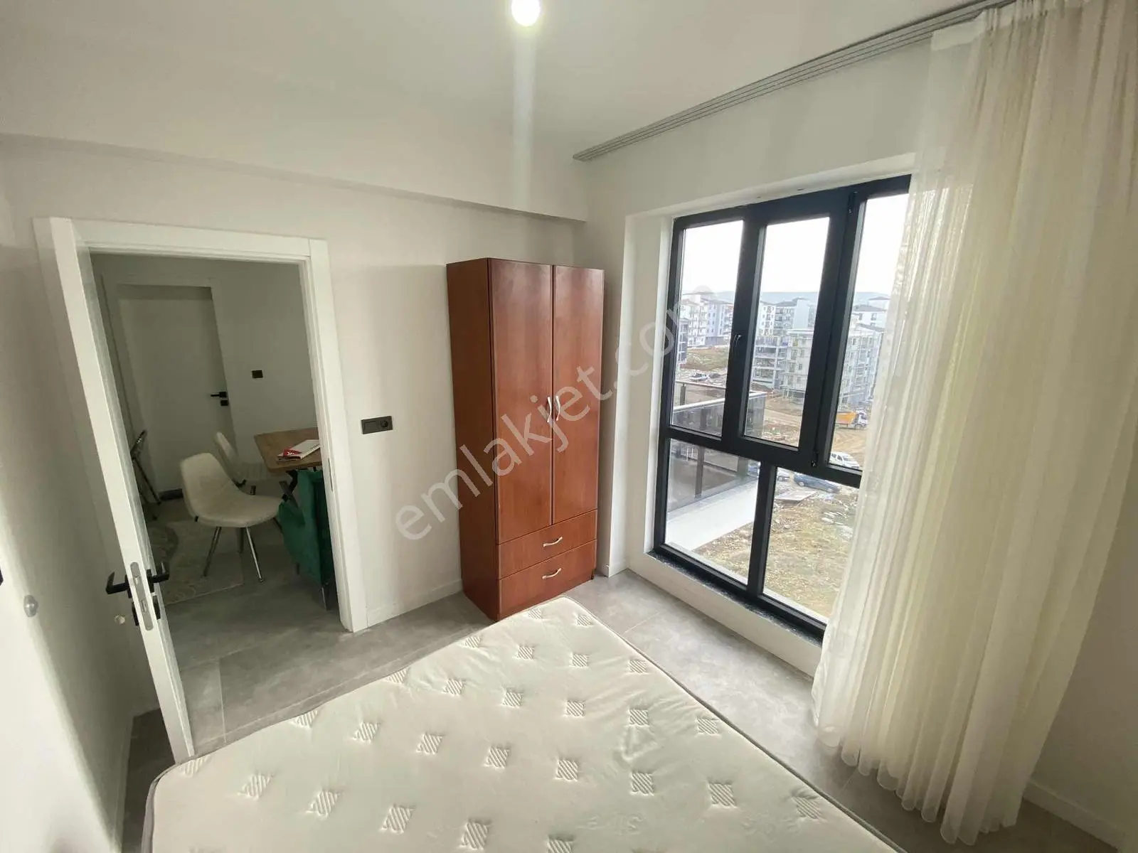 Yeni Hastane Yakını Karahasanlı'da 2+1 Eşyalı Arakat Daire - Görsel 4