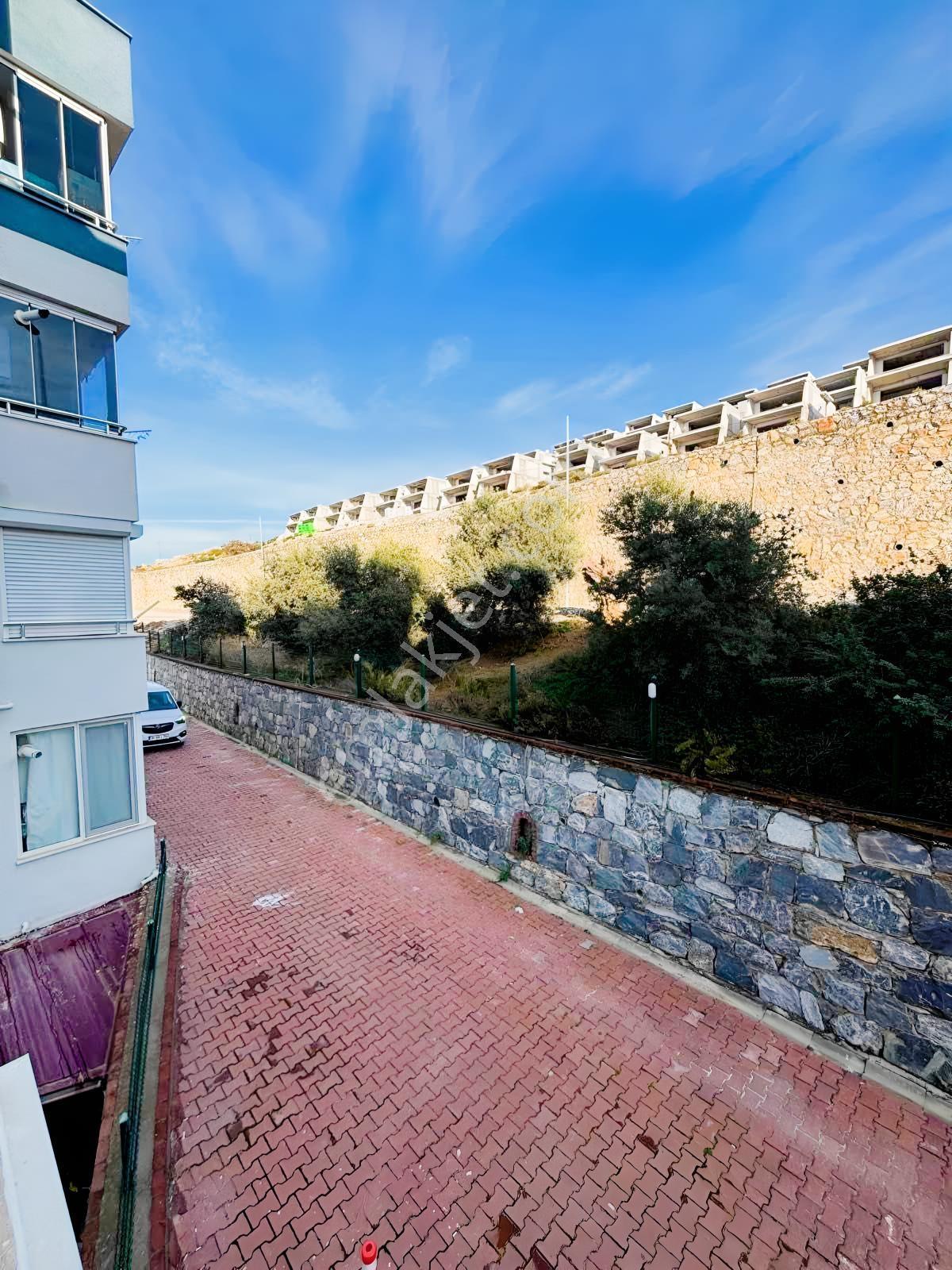 3+1 Deniz Manzaralı Satılık Daire - Görsel 19