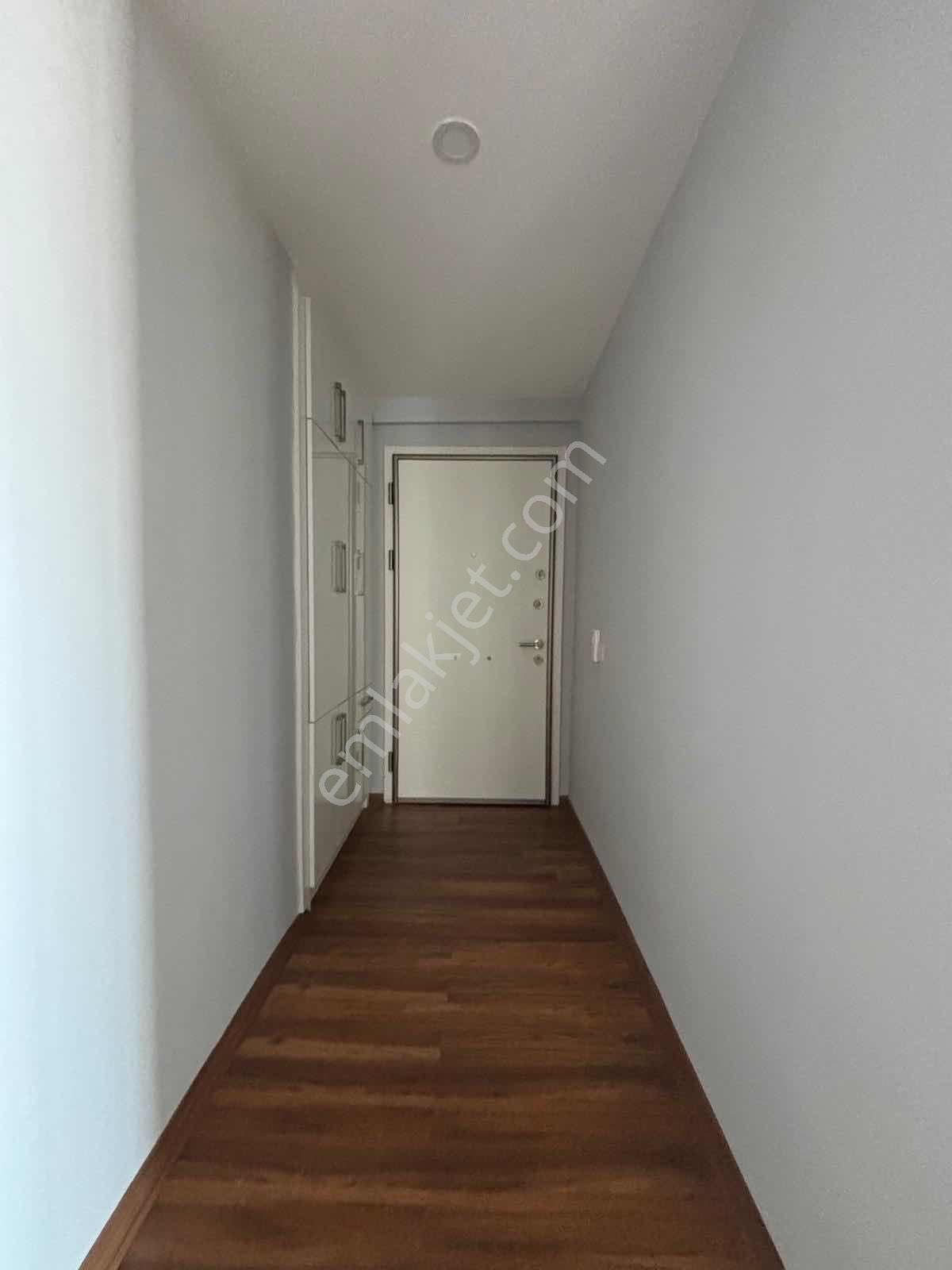 3+1 Deniz Manzaralı Satılık Daire - Görsel 14