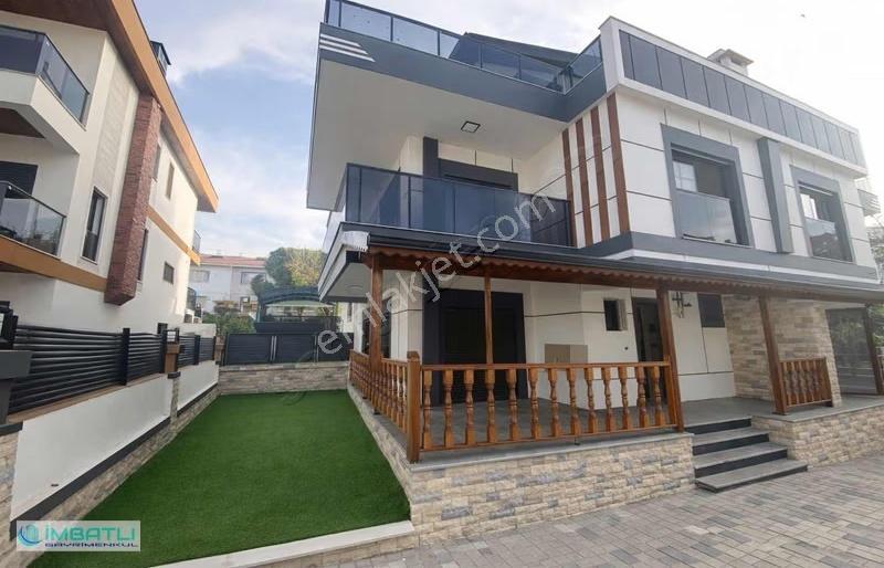 Çiğli Evka 2 De Satılık 6+1 Villa