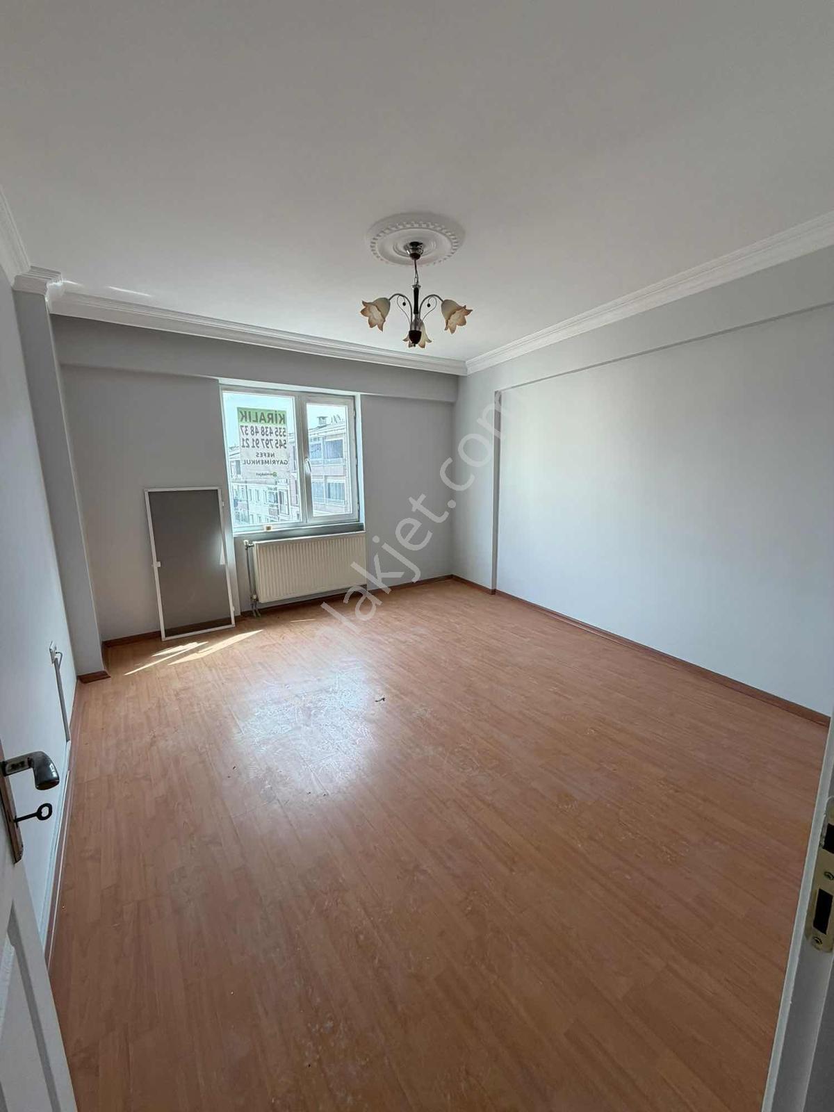 Reşadiye Mah Eski Pazartesi Pazarı Civarı 3+1 Otoparklı - Görsel 9