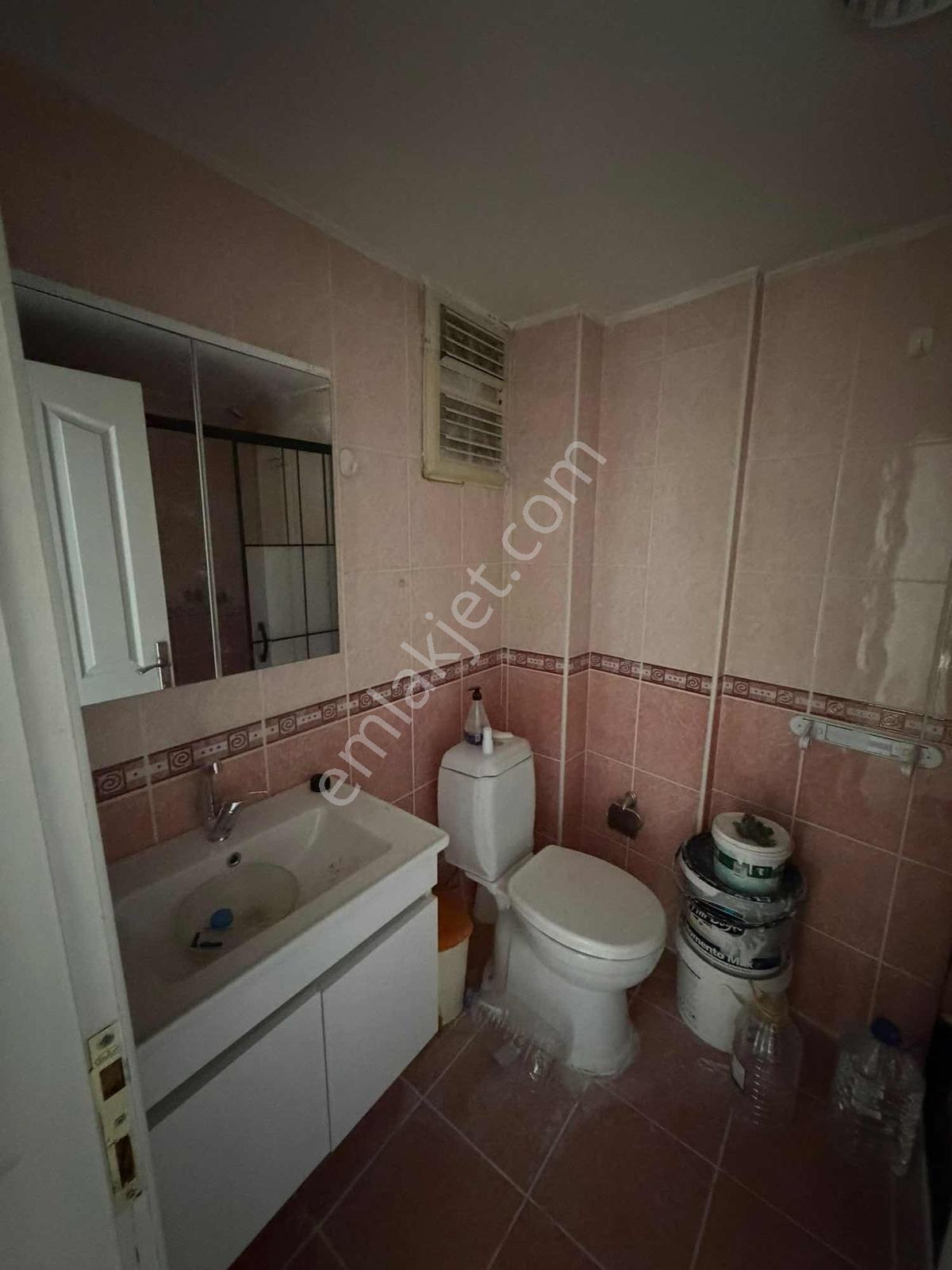 Reşadiye Mah Eski Pazartesi Pazarı Civarı 3+1 Otoparklı - Görsel 4
