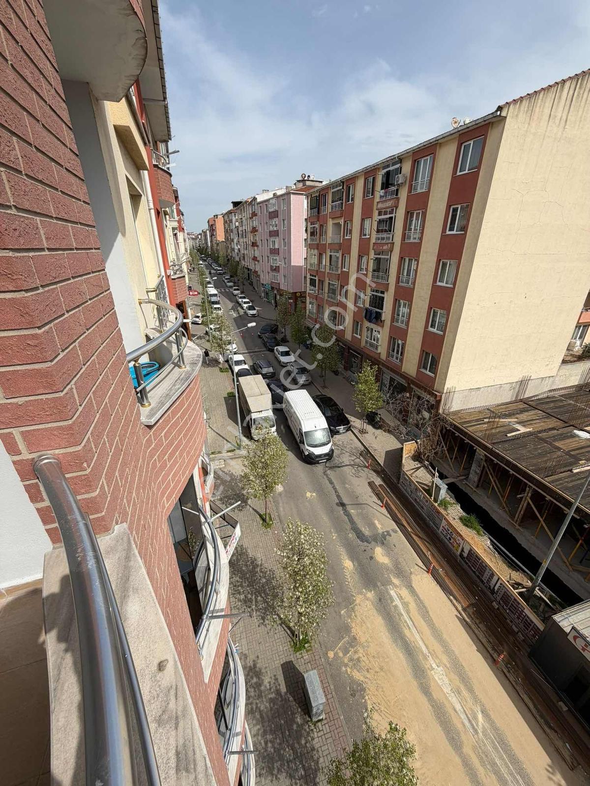 Reşadiye Mah Eski Pazartesi Pazarı Civarı 3+1 Otoparklı - Görsel 8