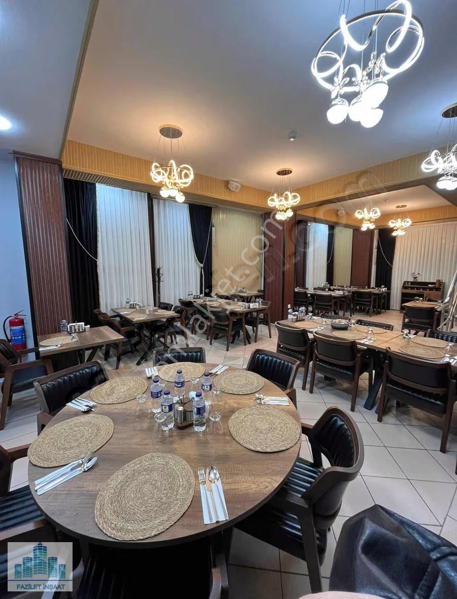 Güzel Konum Da 4 Katlı Devren Restaurant - Görsel 4