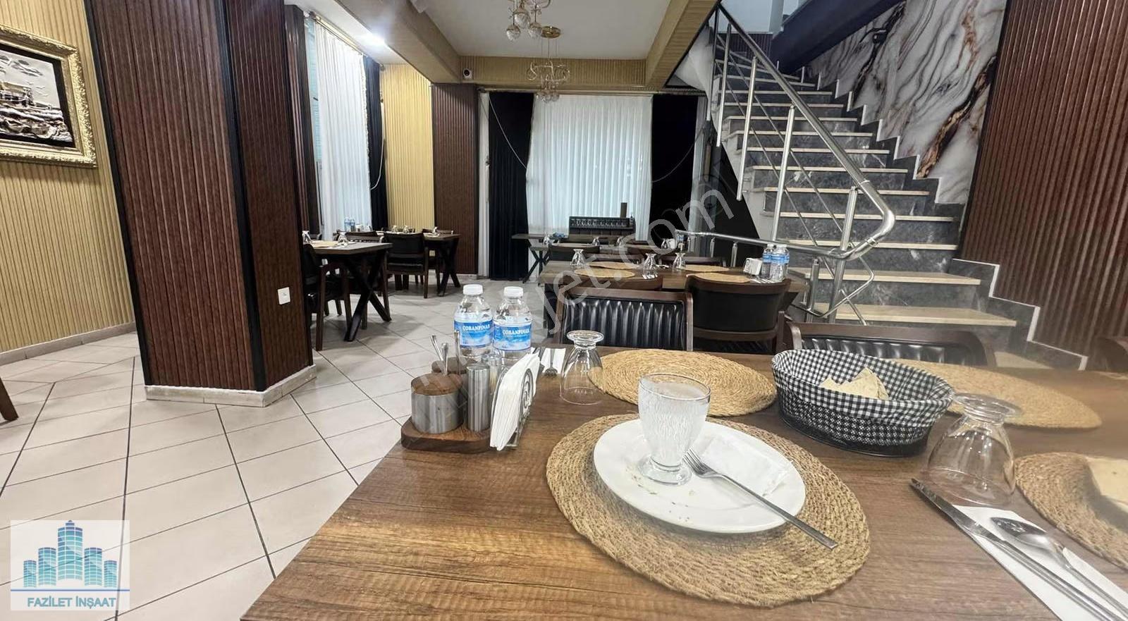 Güzel Konum Da 4 Katlı Devren Restaurant - Görsel 8