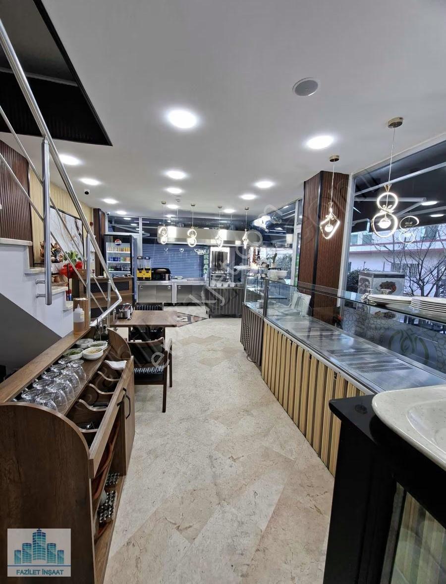 Güzel Konum Da 4 Katlı Devren Restaurant - Görsel 3