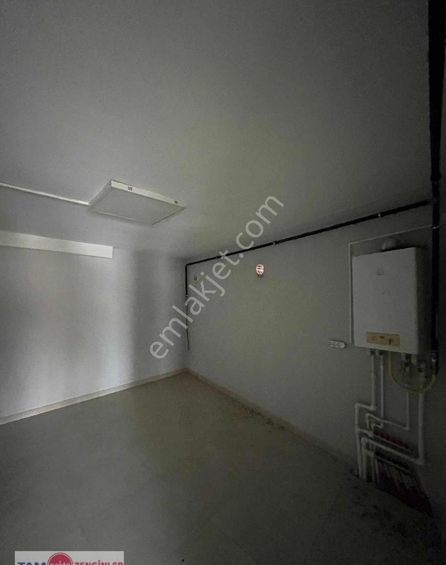 Zenginlerden Irlamaz Karşısı Kiralık Batarlı İşyeri - Görsel 14