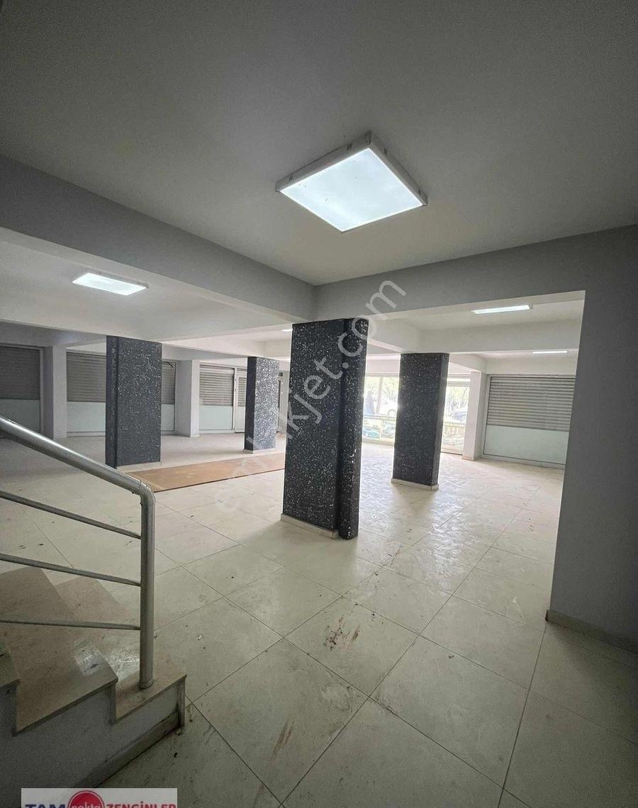 Zenginlerden Irlamaz Karşısı Kiralık Batarlı İşyeri - Görsel 4
