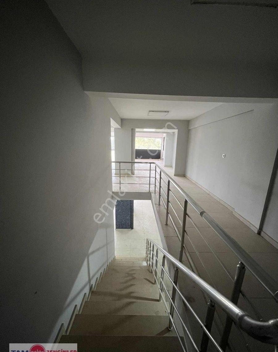 Zenginlerden Irlamaz Karşısı Kiralık Batarlı İşyeri - Görsel 8