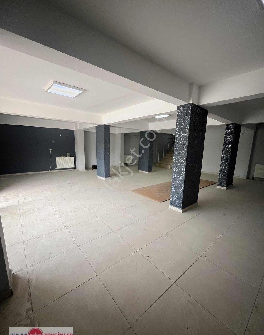 Zenginlerden Irlamaz Karşısı Kiralık Batarlı İşyeri - Görsel 13