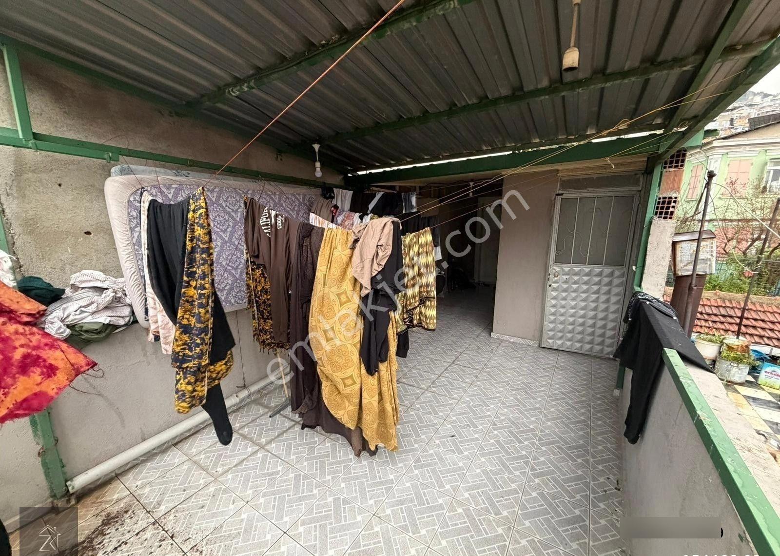 Konak Abdullahefendi Mahallesinde Müstakil 3kat Satılık Ev - Görsel 29