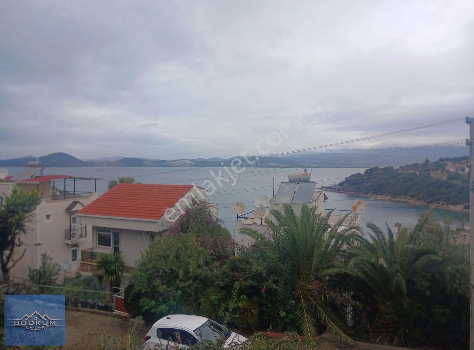 Adabükünde Gülorko Sitesinde Deniz Manzaralı Satılık Arsa - Görsel 5