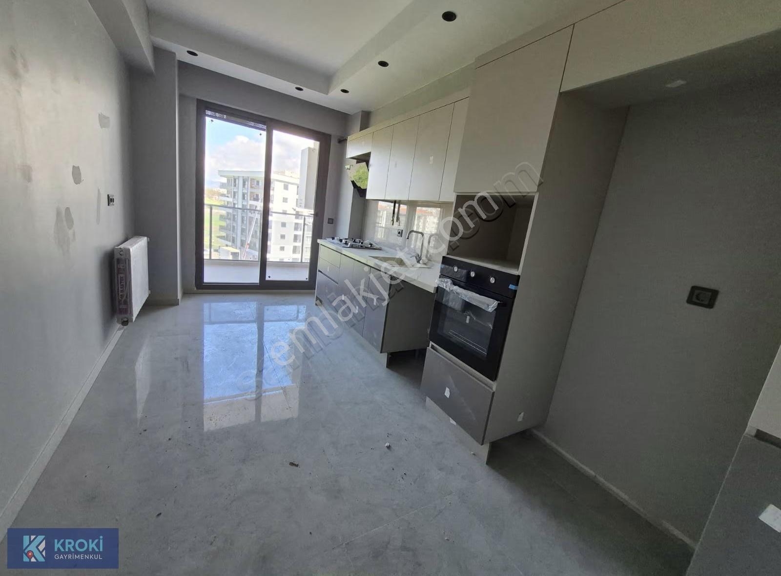 Krokiden Koyunderede Havuzlu Site İçinde Satılık 3+1 Köşe Daire - Görsel 6