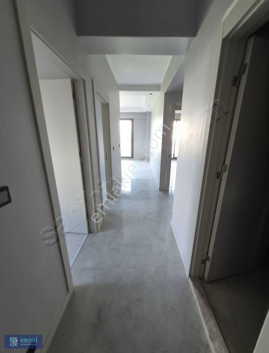 Krokiden Koyunderede Havuzlu Site İçinde Satılık 3+1 Köşe Daire - Görsel 2
