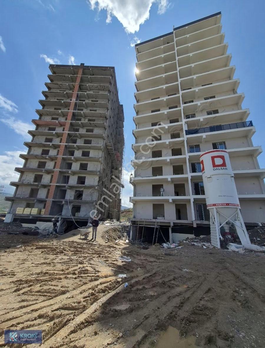 Krokiden Koyunderede Havuzlu Site İçinde Satılık 3+1 Köşe Daire