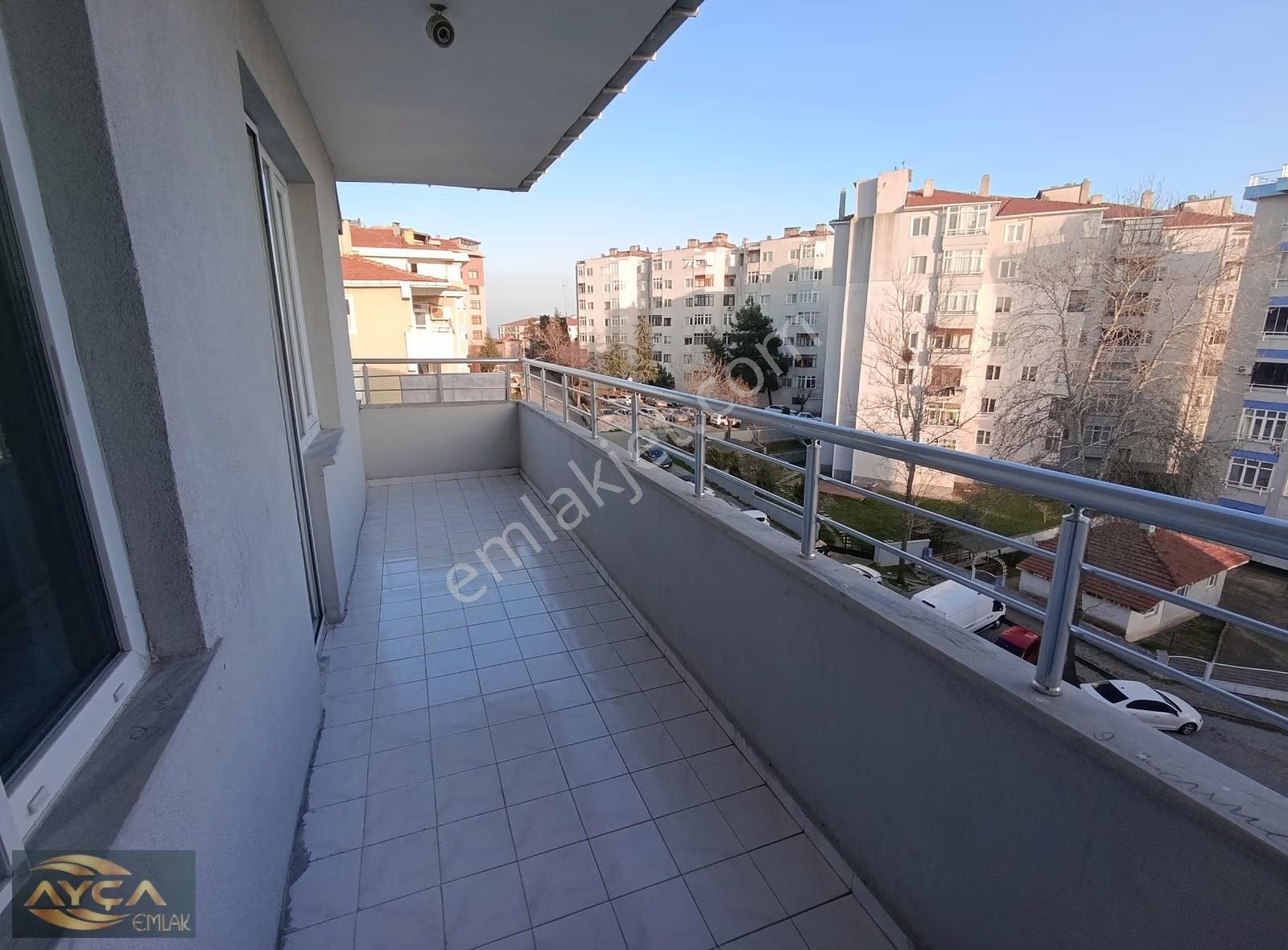 Tugay Ve Yeni Adliyeye Yürüme Mesafesinde 3+1 Daire En Üst Kat - Görsel 12