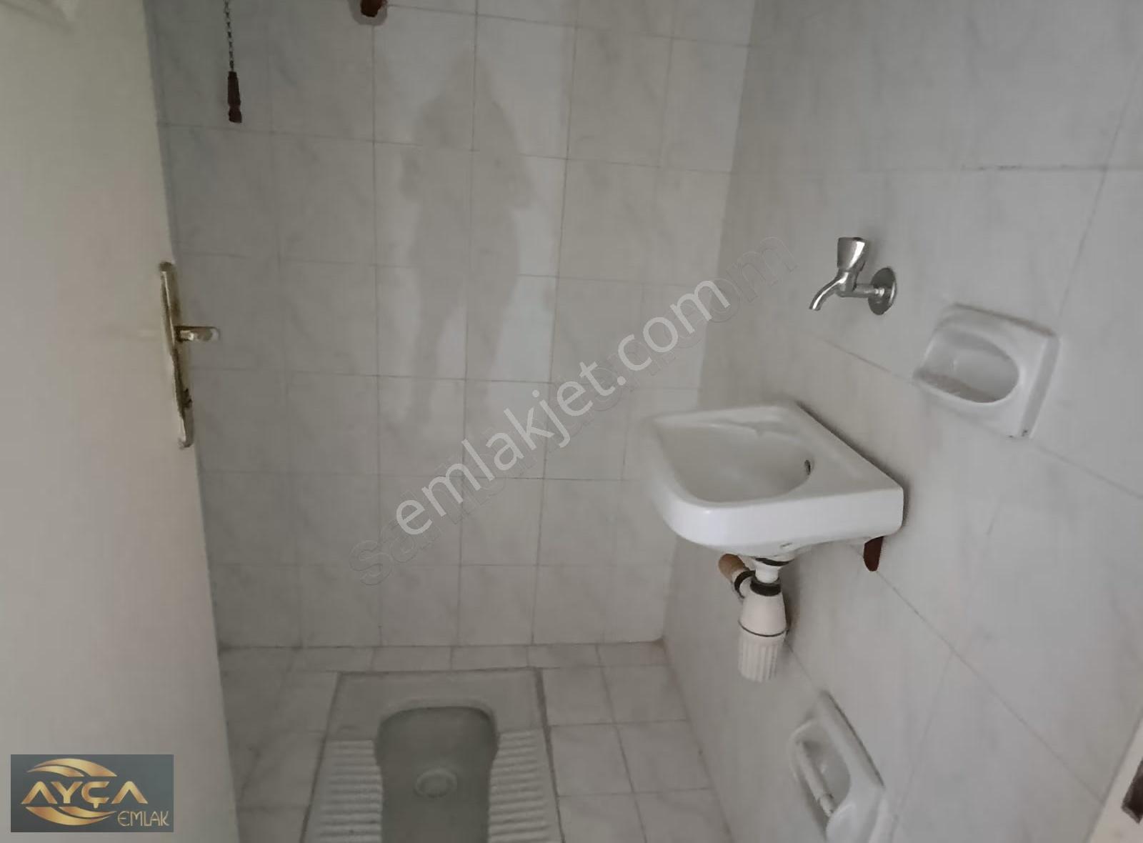 Tugay Ve Yeni Adliyeye Yürüme Mesafesinde 3+1 Daire En Üst Kat - Görsel 4