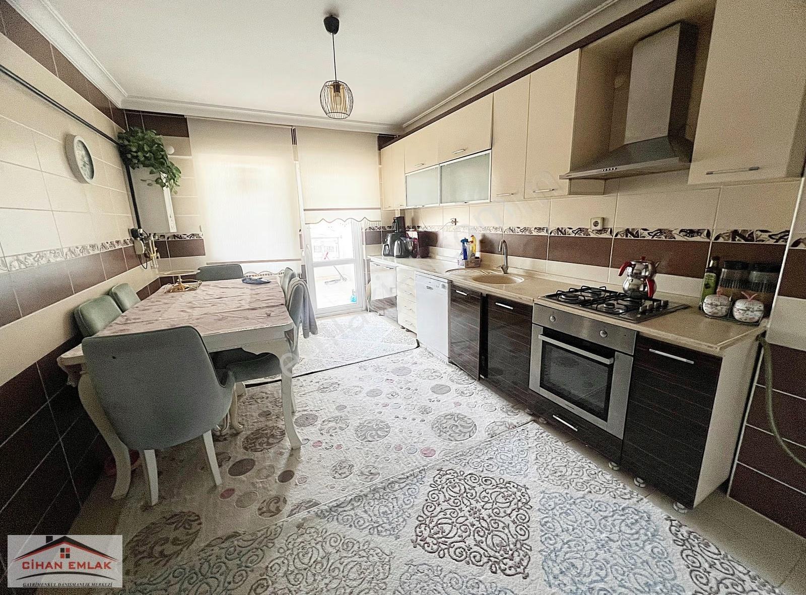 Cihan'dan Piri Caddesi Üzerinde 8.katta 3+1 Teras Balkon Satılık - Görsel 6