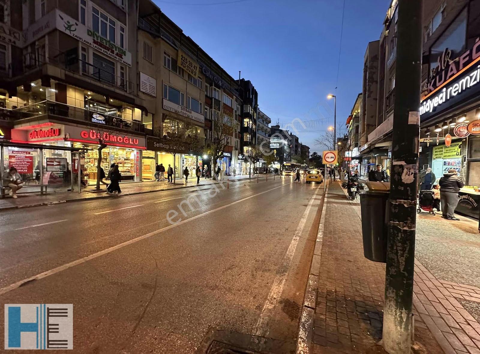 Heykelde Ünlü Cadde De Satılık Fırsat 20m2 Dükkan - Görsel 3
