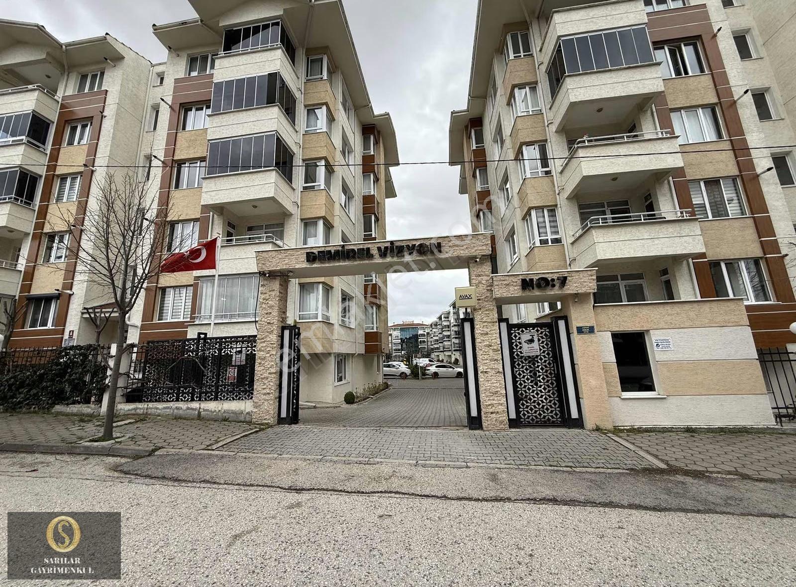 Sarılar Gm'den Demirel Vizyon Sitesinde Satılık 3+1 Arakat Daire - Görsel 14