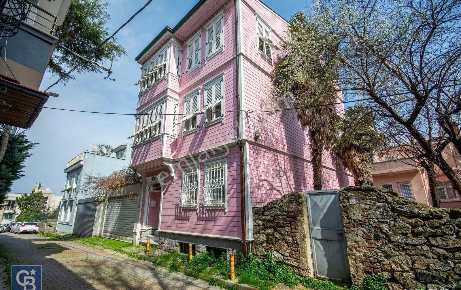 Fırsat Emirgan Satılık Müstakil Villa