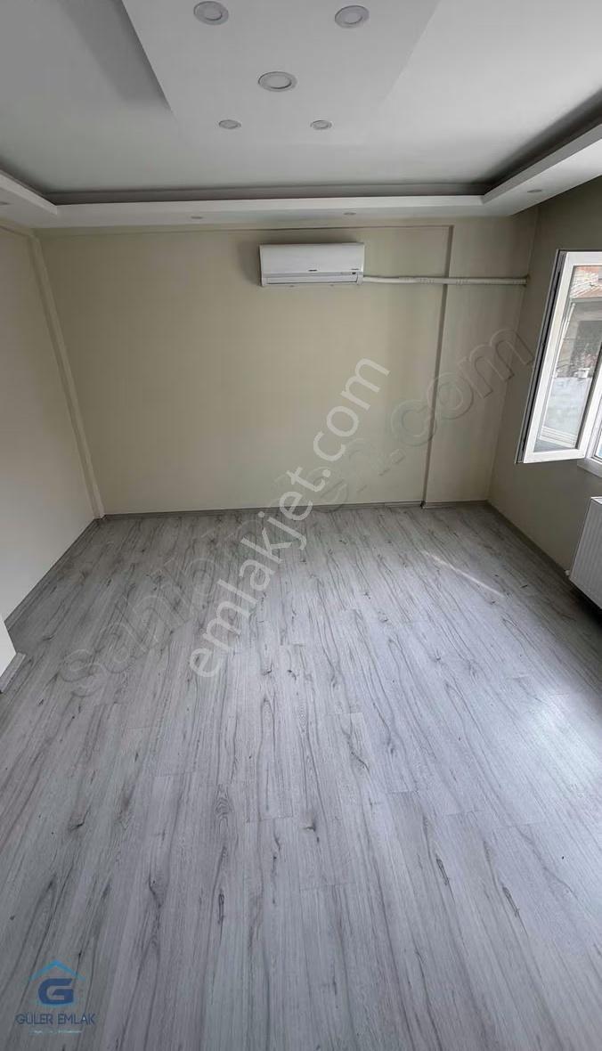 Pazartesi Pazarı Yakını Tek Daire Zemin Üstü Yeni Kiralık Daire - Görsel 15