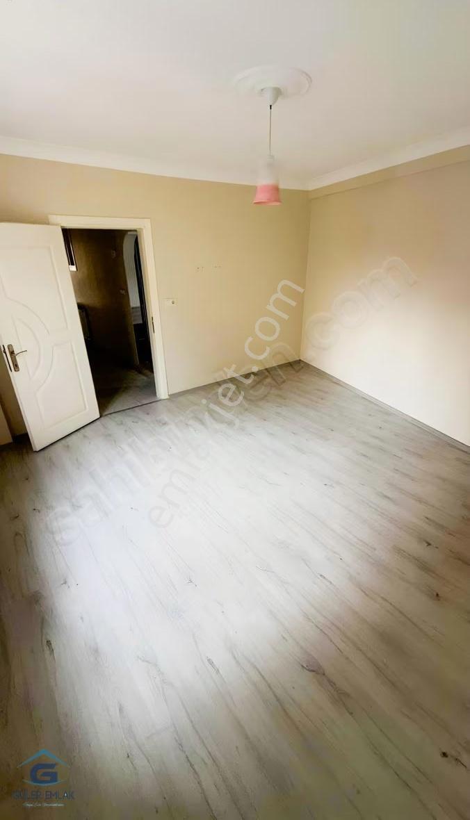 Pazartesi Pazarı Yakını Tek Daire Zemin Üstü Yeni Kiralık Daire - Görsel 13