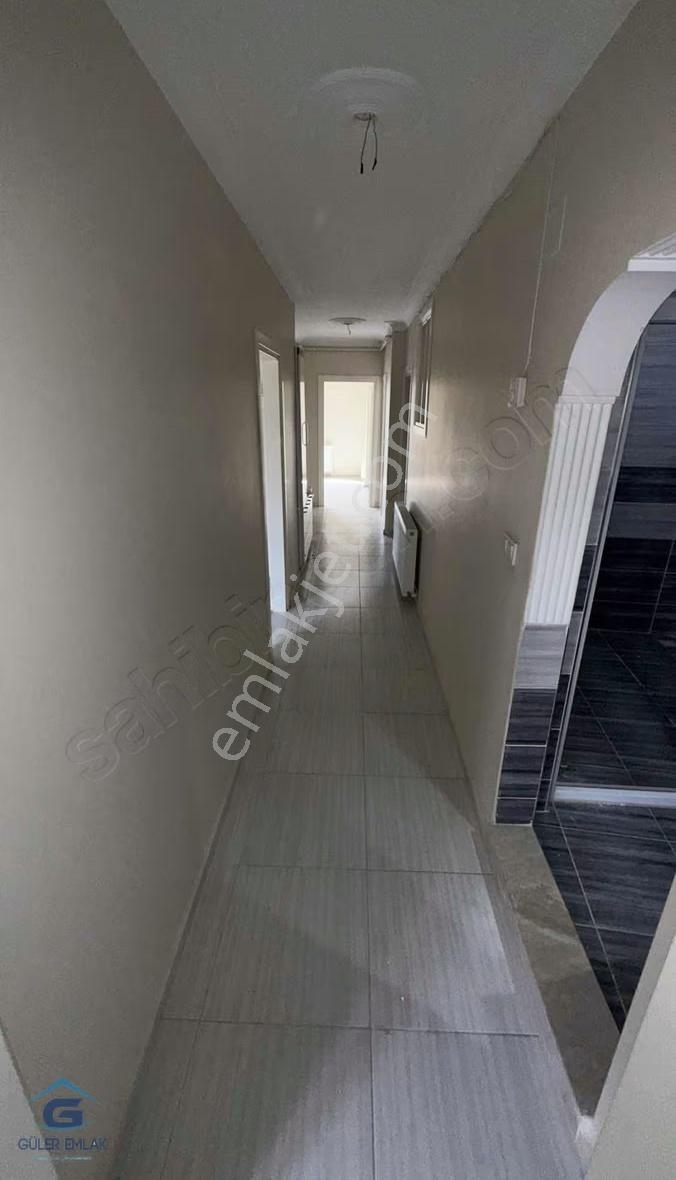 Pazartesi Pazarı Yakını Tek Daire Zemin Üstü Yeni Kiralık Daire - Görsel 4