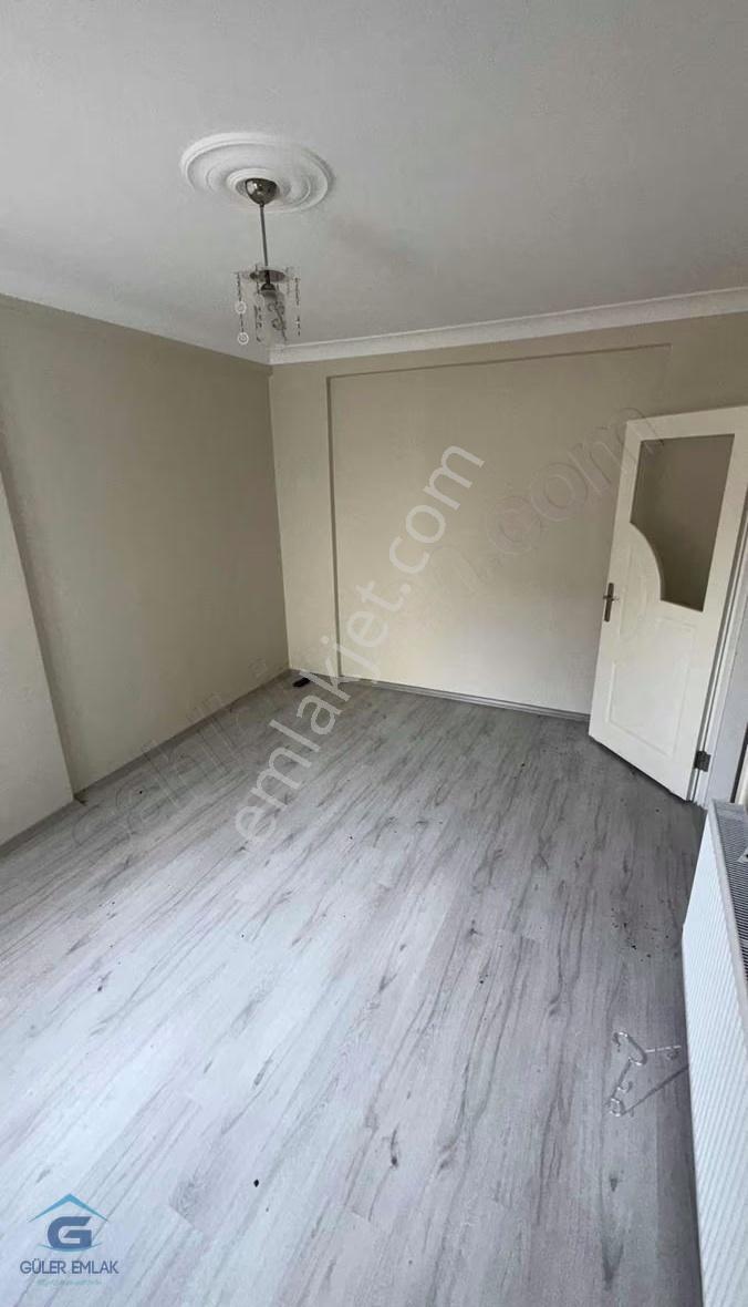 Pazartesi Pazarı Yakını Tek Daire Zemin Üstü Yeni Kiralık Daire - Görsel 11