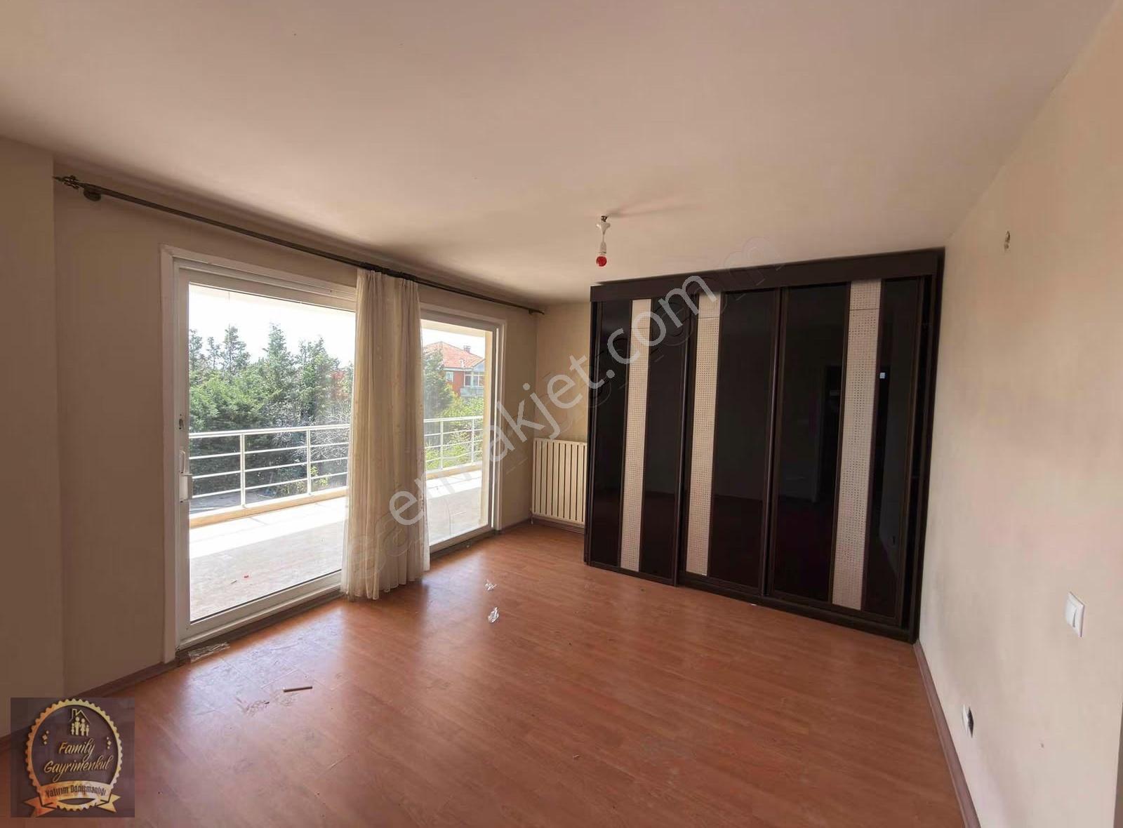 Tüm Ticari Faaliyetlere Uygun Kiralık Villa - Görsel 12