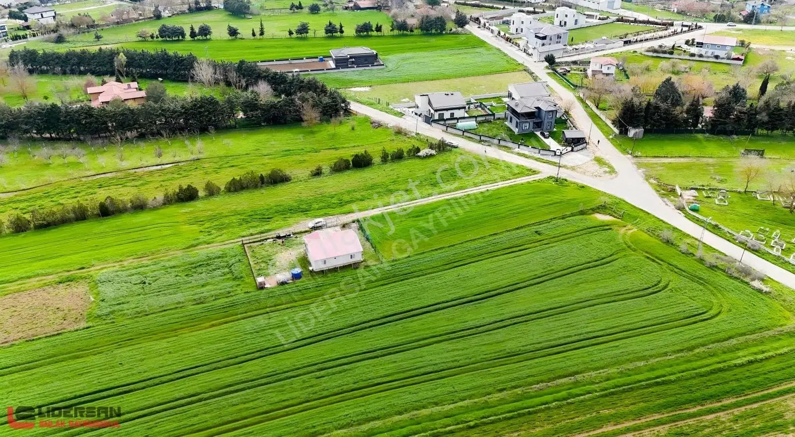 Çatalca Kabakça'da Satılık 1.792 M² Asfalt Kenarı Tarla - Görsel 5