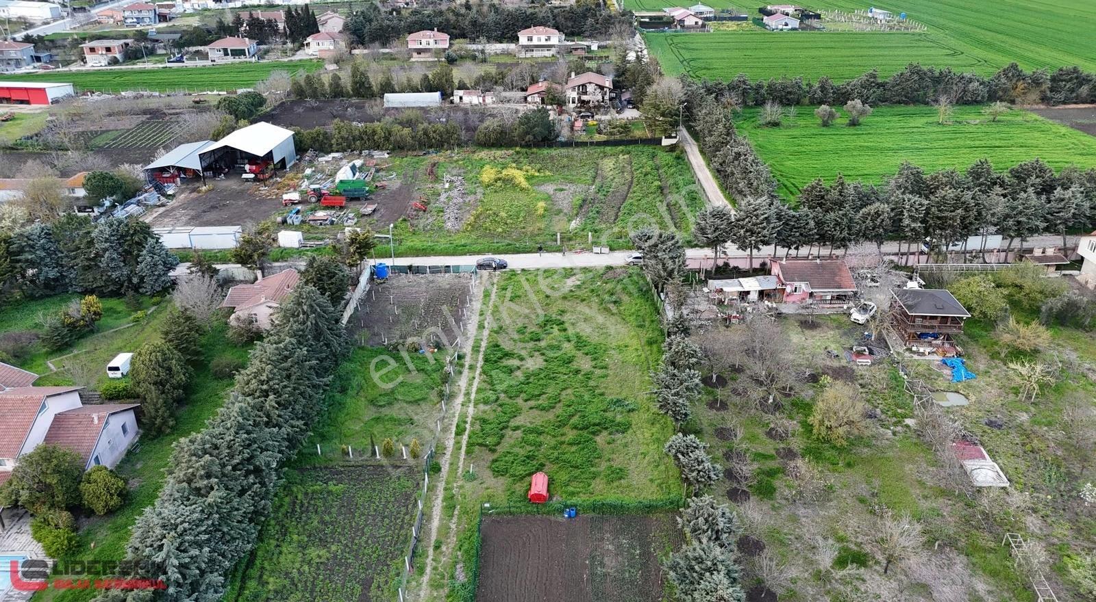 Çatalca Ovayenice'de 888 M² İki Tapulu Satılık Arsa