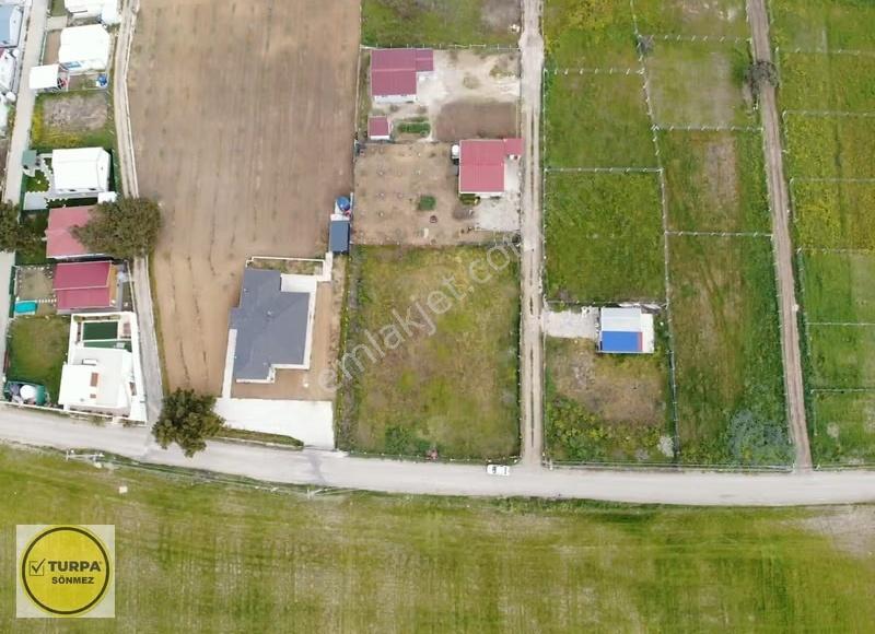 Turpa Sönmez'den Acil Satılık 2350m² Hisseli Tarla - Görsel 2