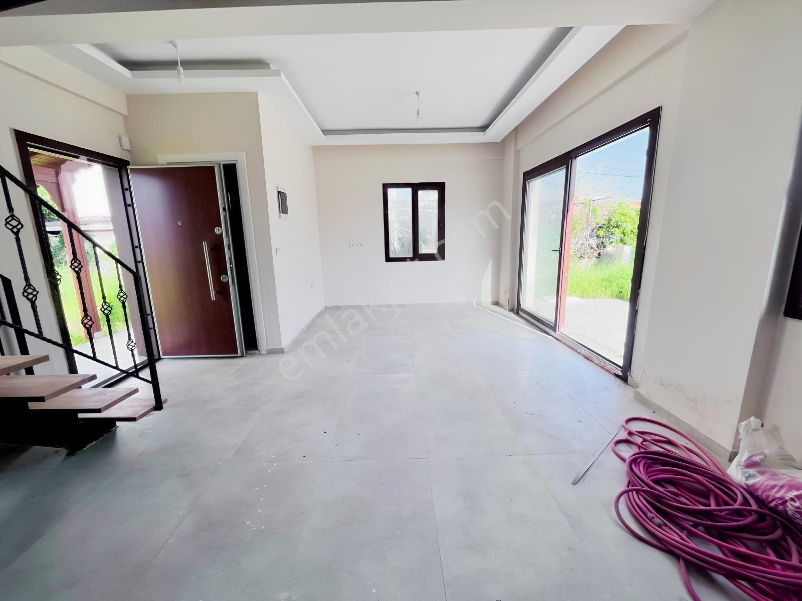 Örende Denize Yürüme Mesafesinde Müstakil Dubleks Villa - Görsel 23