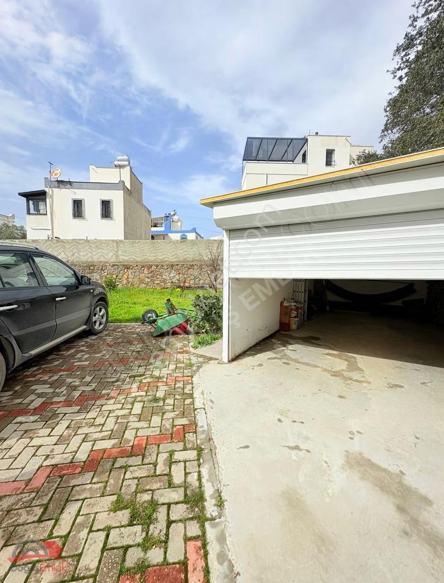 Doğuş Emlak'tan Gümüşlük 650 M2 Arsa İçinde 3+1 Tek Kat Villa - Görsel 4