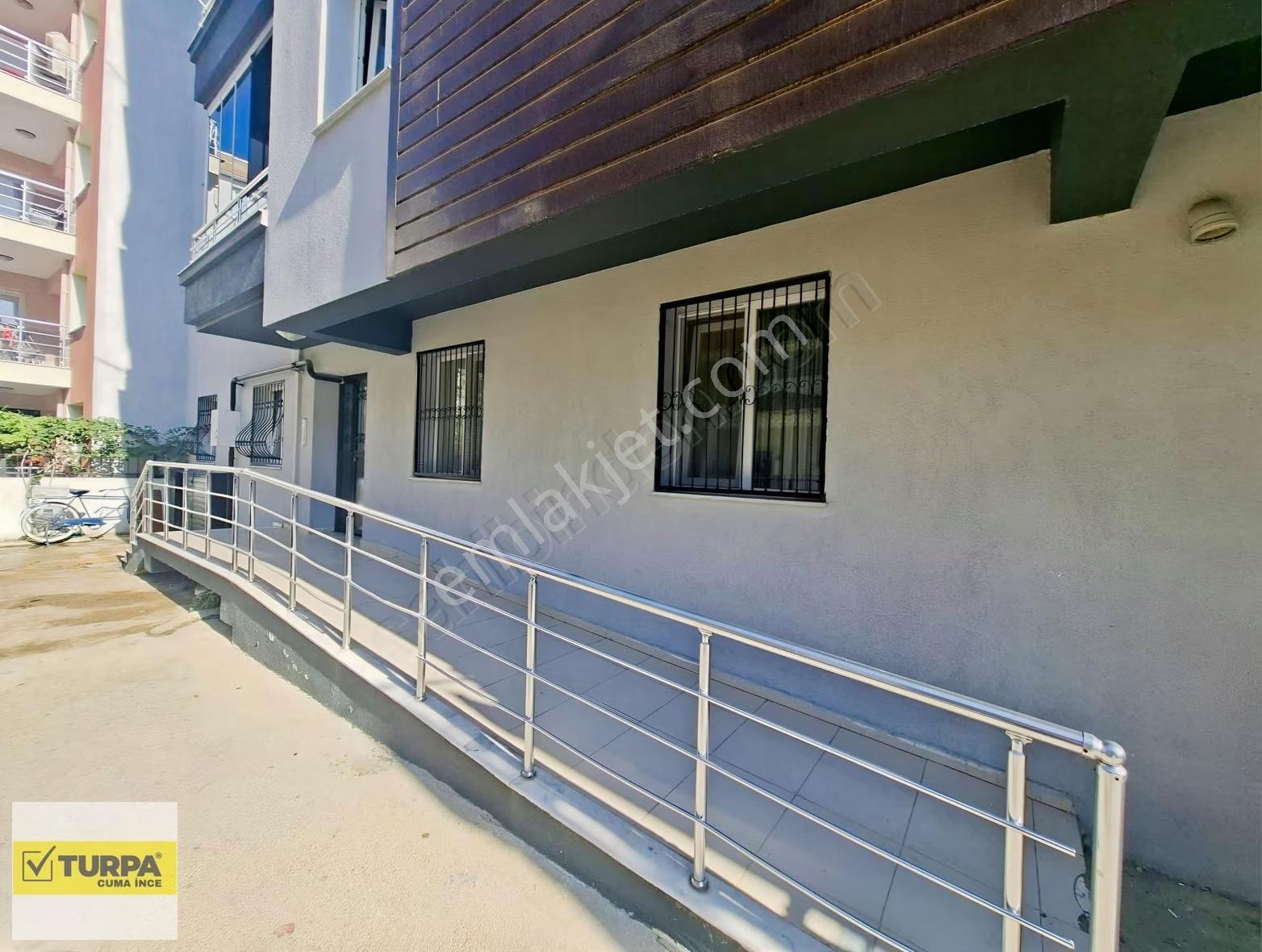 Menderes Cüneytbey Mahallesinde Satılık Daire... - Görsel 11