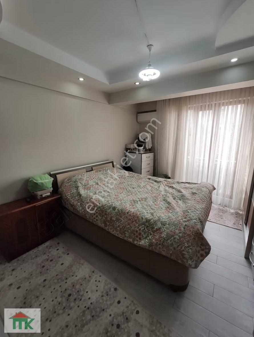 Mk'dan Atatürk Caddesi Arka Sokağı Full Kredi Satılık 3+1 Daire - Görsel 9
