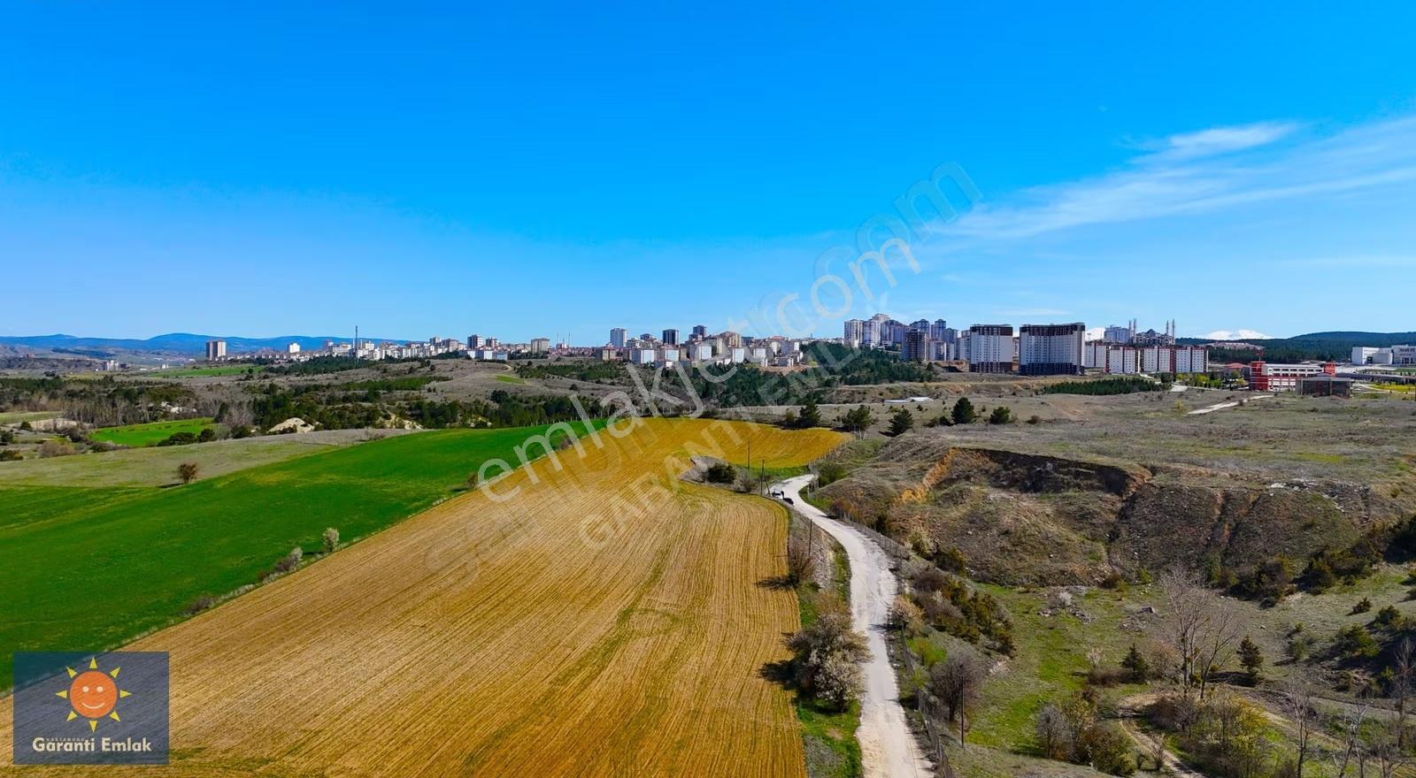 Garanti Emlaktan Kampüs Sınırında Tüm Projelere Uygun Dev Parsel - Görsel 10