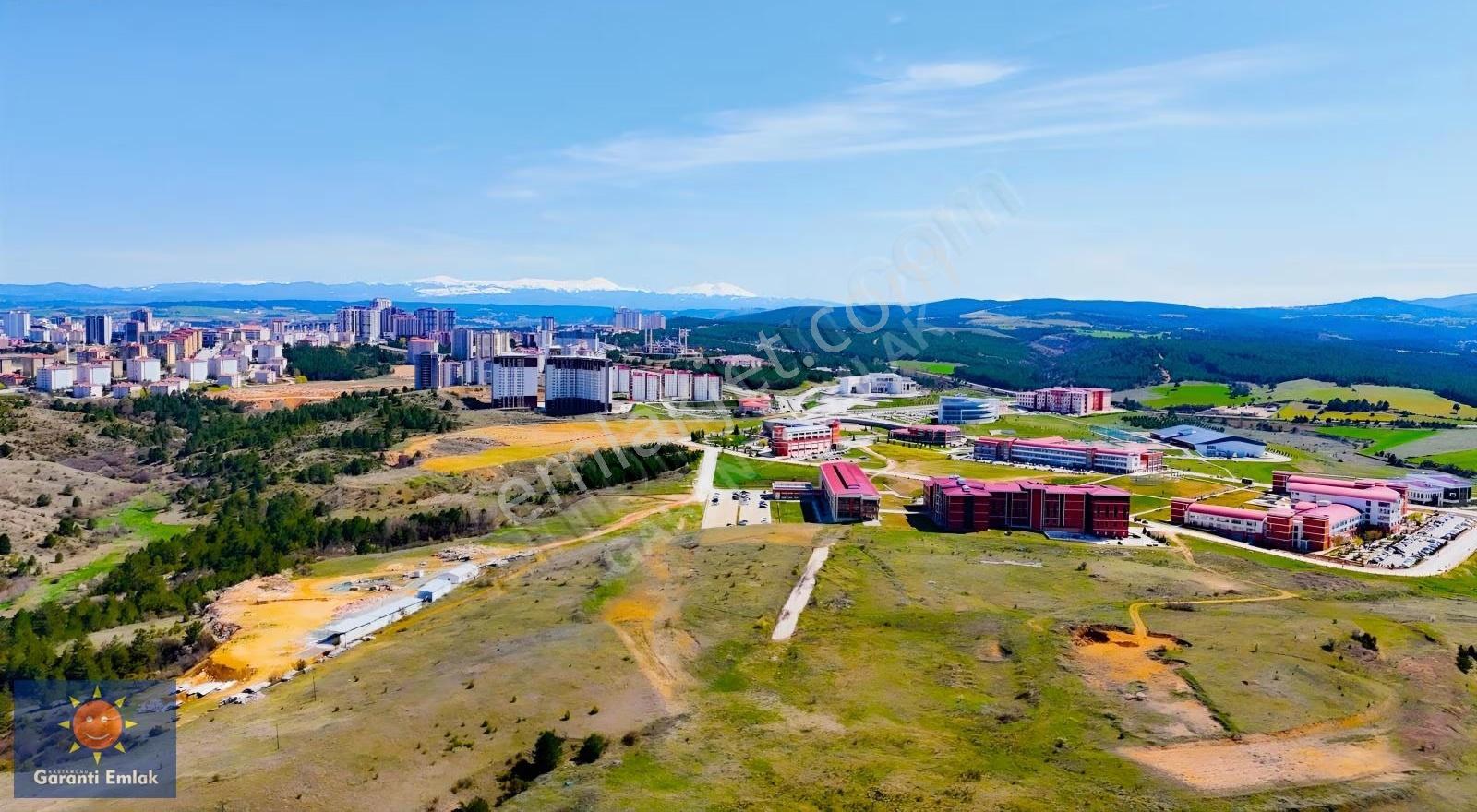 Garanti Emlaktan Kampüs Sınırında Tüm Projelere Uygun Dev Parsel - Görsel 8
