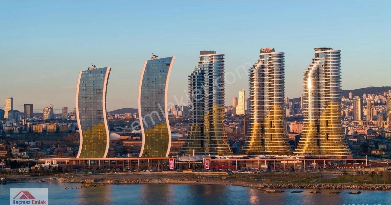 Kaçmaz Emlaktan İstmarina Kiralık 1+0 Geniş Teras Büyük Tip - Görsel 15