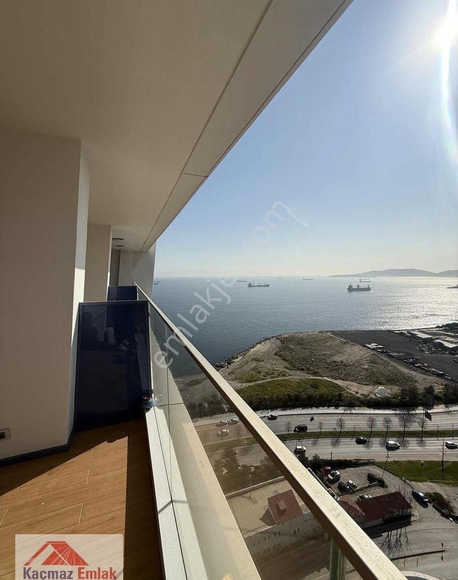 Kaçmaz Emlaktan İstmarina Kiralık 1+0 Geniş Teras Büyük Tip - Görsel 5