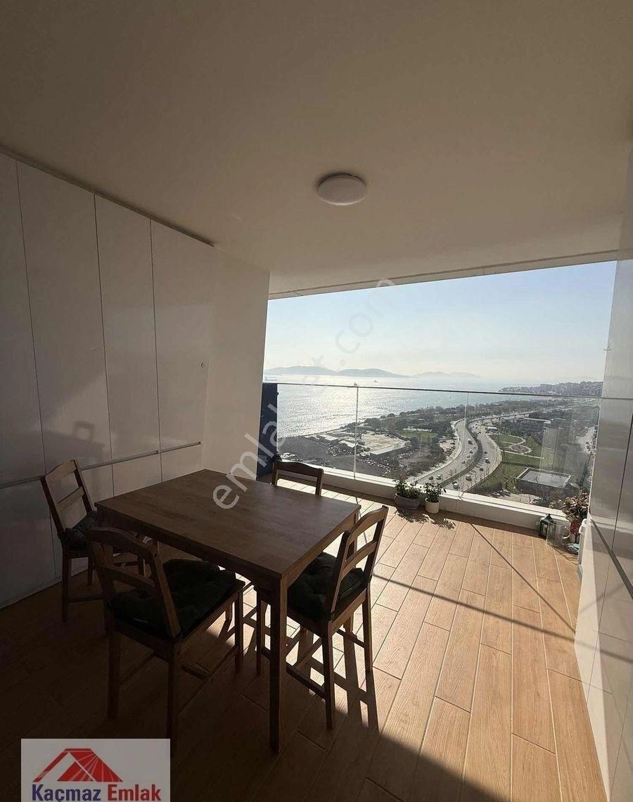 Kaçmaz Emlaktan İstmarina Kiralık 1+0 Geniş Teras Büyük Tip - Görsel 24