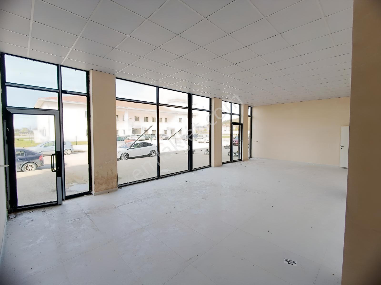 Remax Hür Söğütlü Aıle Sağlığı Merkezı Karşısında Satılık Dükkan - Görsel 6