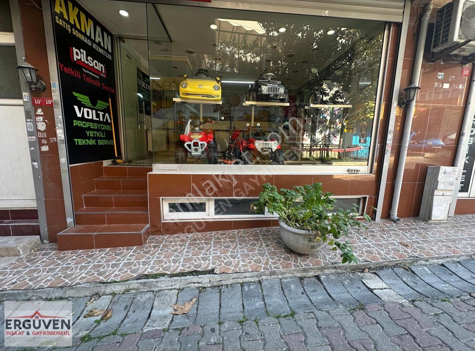 Sefaköy Ün Merkezinde İşlek Sokak Ta Her İşe Uygun Düz Ayak - Görsel 27