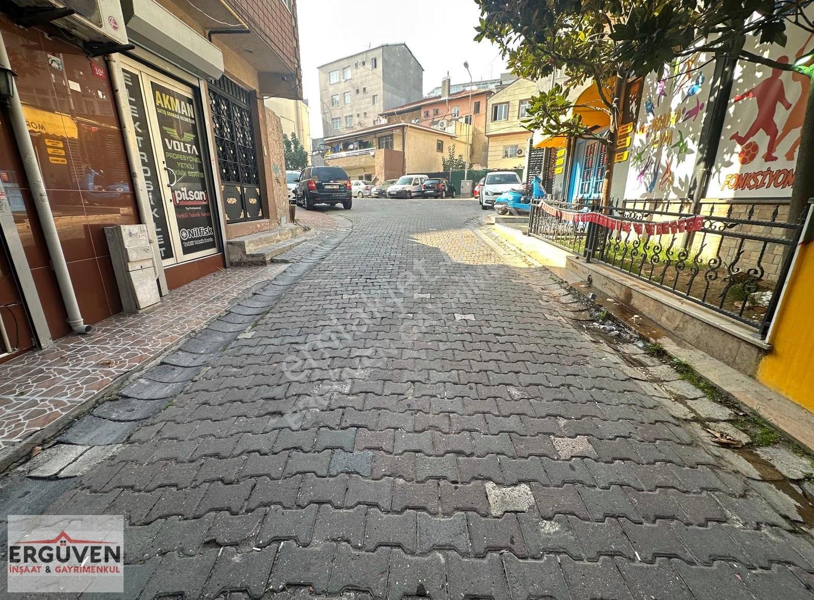 Sefaköy Ün Merkezinde İşlek Sokak Ta Her İşe Uygun Düz Ayak - Görsel 18
