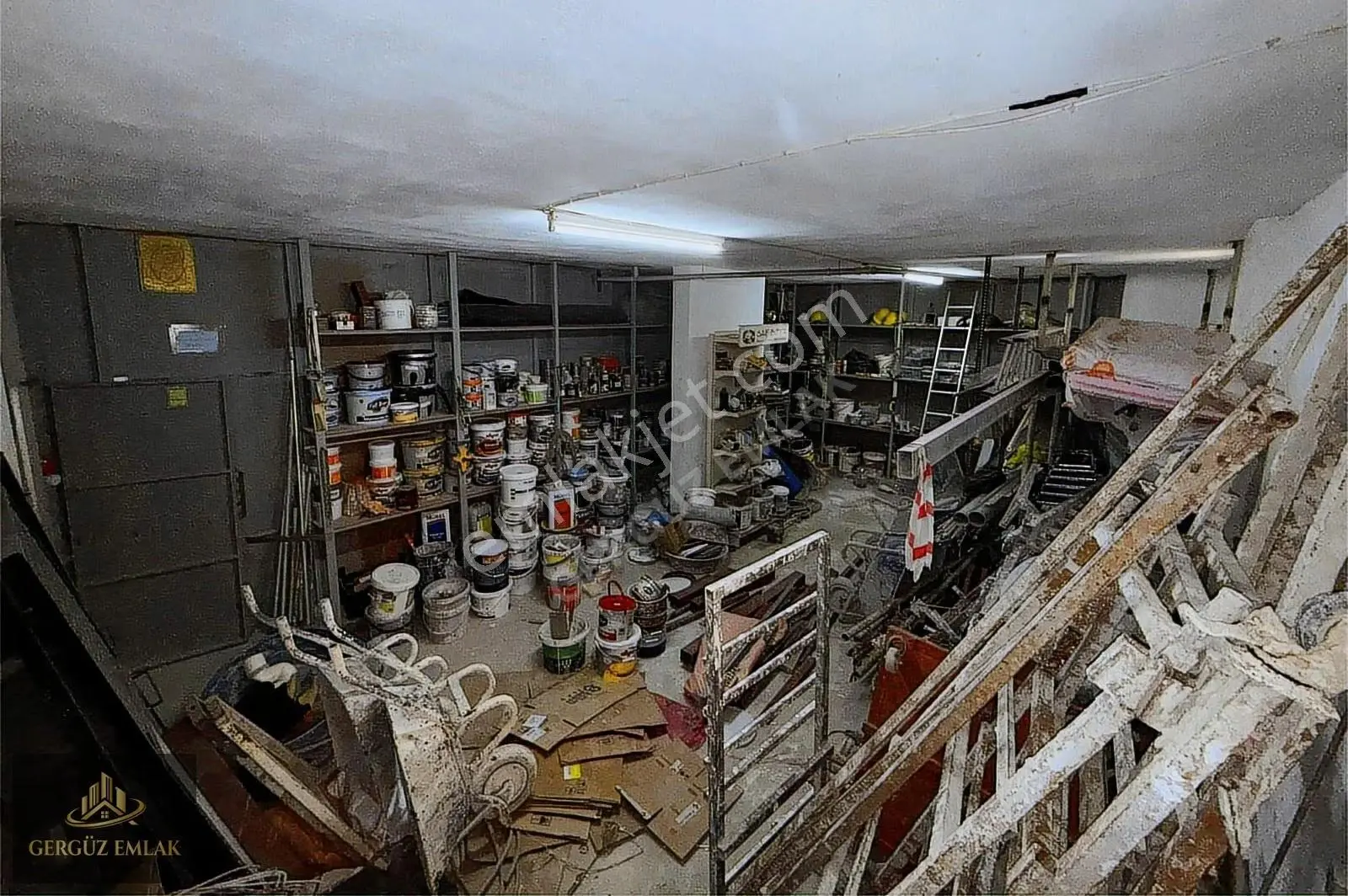 Toros Mahallesi'nde Satılık 2 Katlı, 140m² İş Yeri - Görsel 5