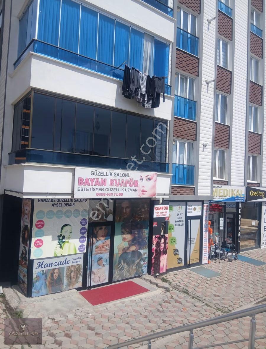 Hastane Yol Üzeri,vadi City Binaları Altında 65 M² Dükkân