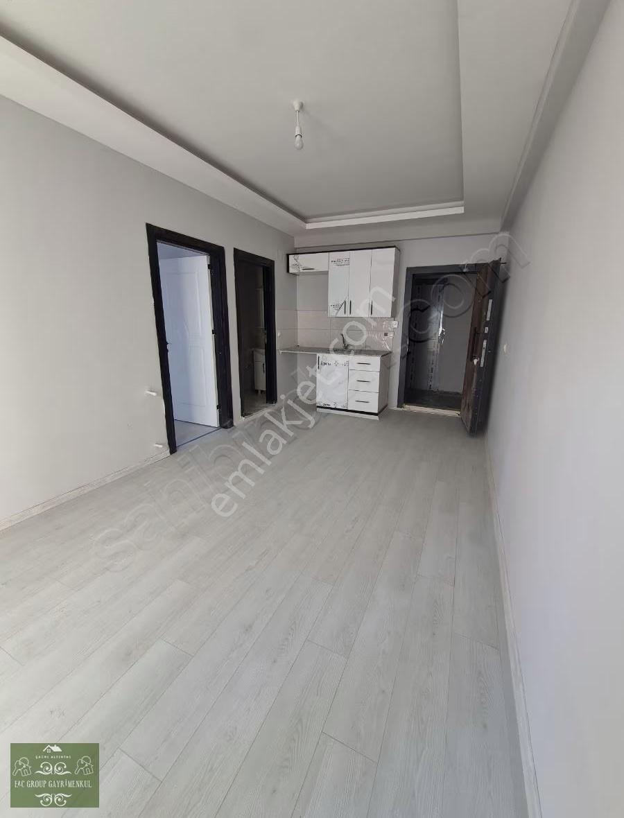 Atakent Emlaktan Yatırımlık-kullanımlık 1+1 Kaçmaz Fırsat Daire