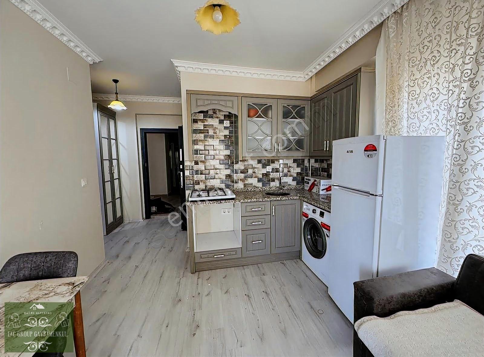 Gültepe Migros Civarı İskan Ve Hasrsz Full Eşyalı 1+1 Daire!!