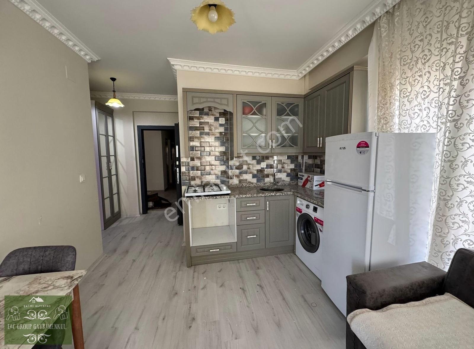 Gültepe'de İskanlı Hsrsz Yeni Eşyalı 1+1 Kiralık Daire !!!